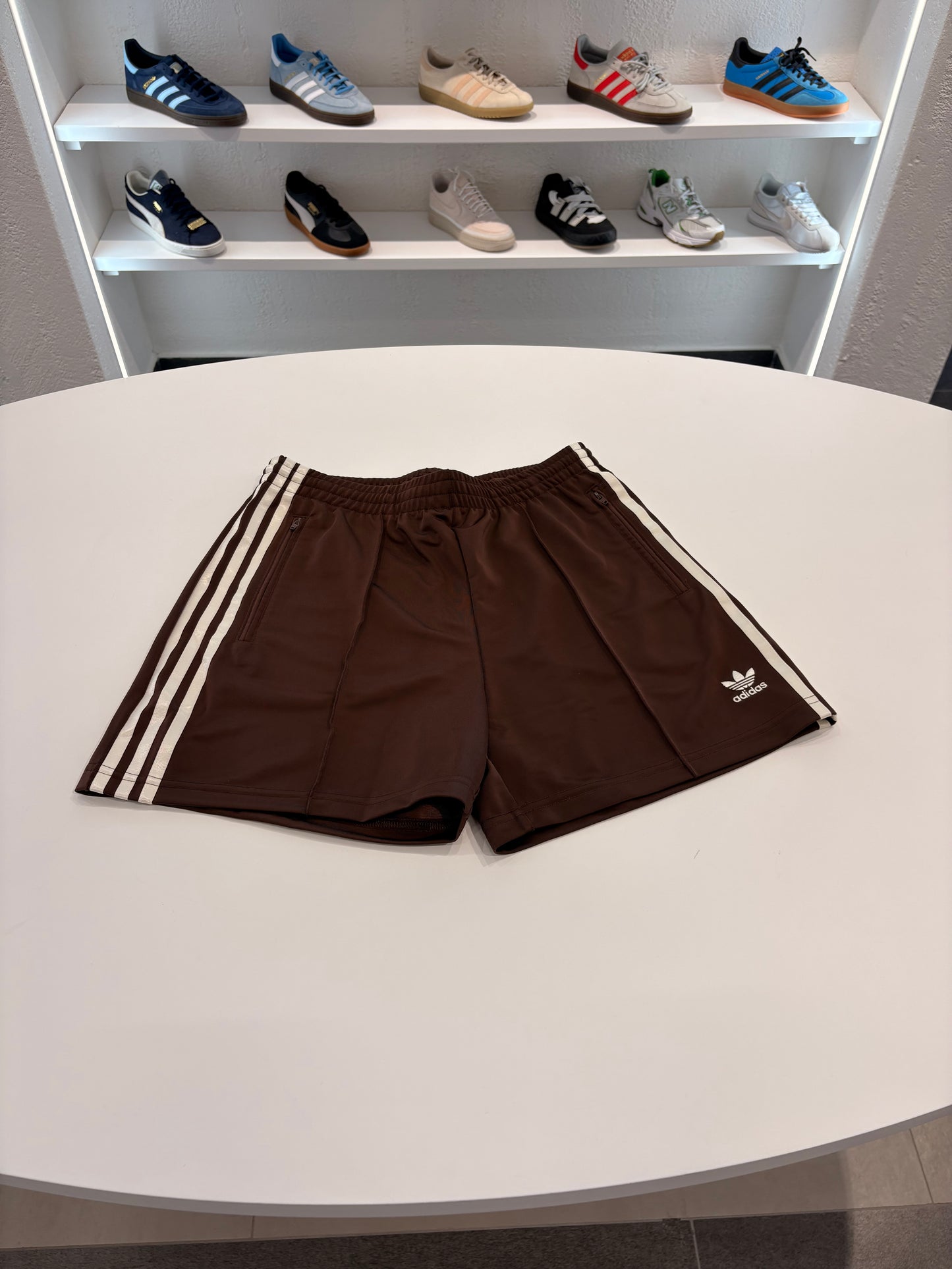 Shorts Adidas firebird auburn cream white