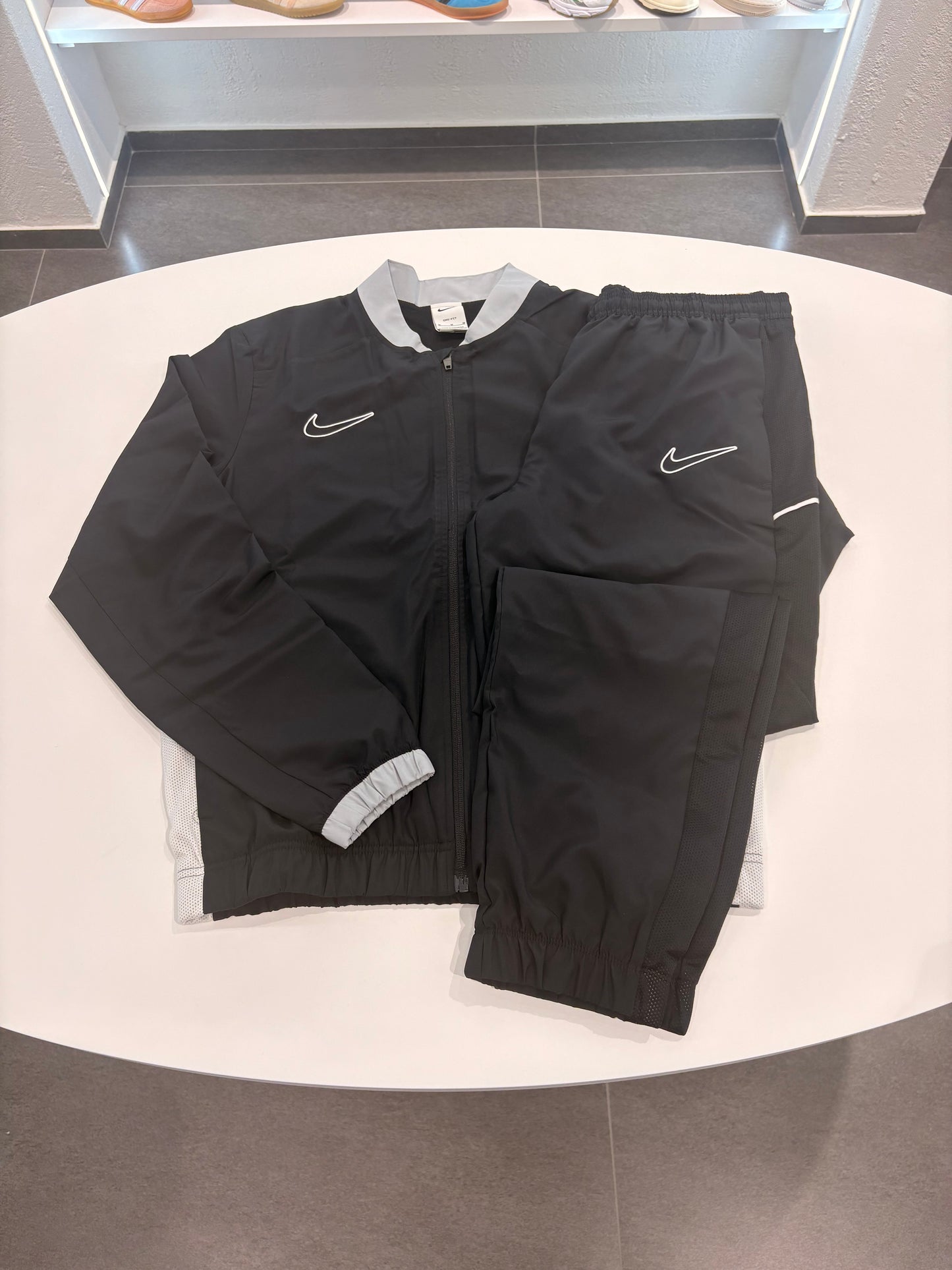 Tuta Nike academy TOTAL black