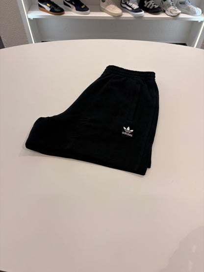 Short Adidas essential