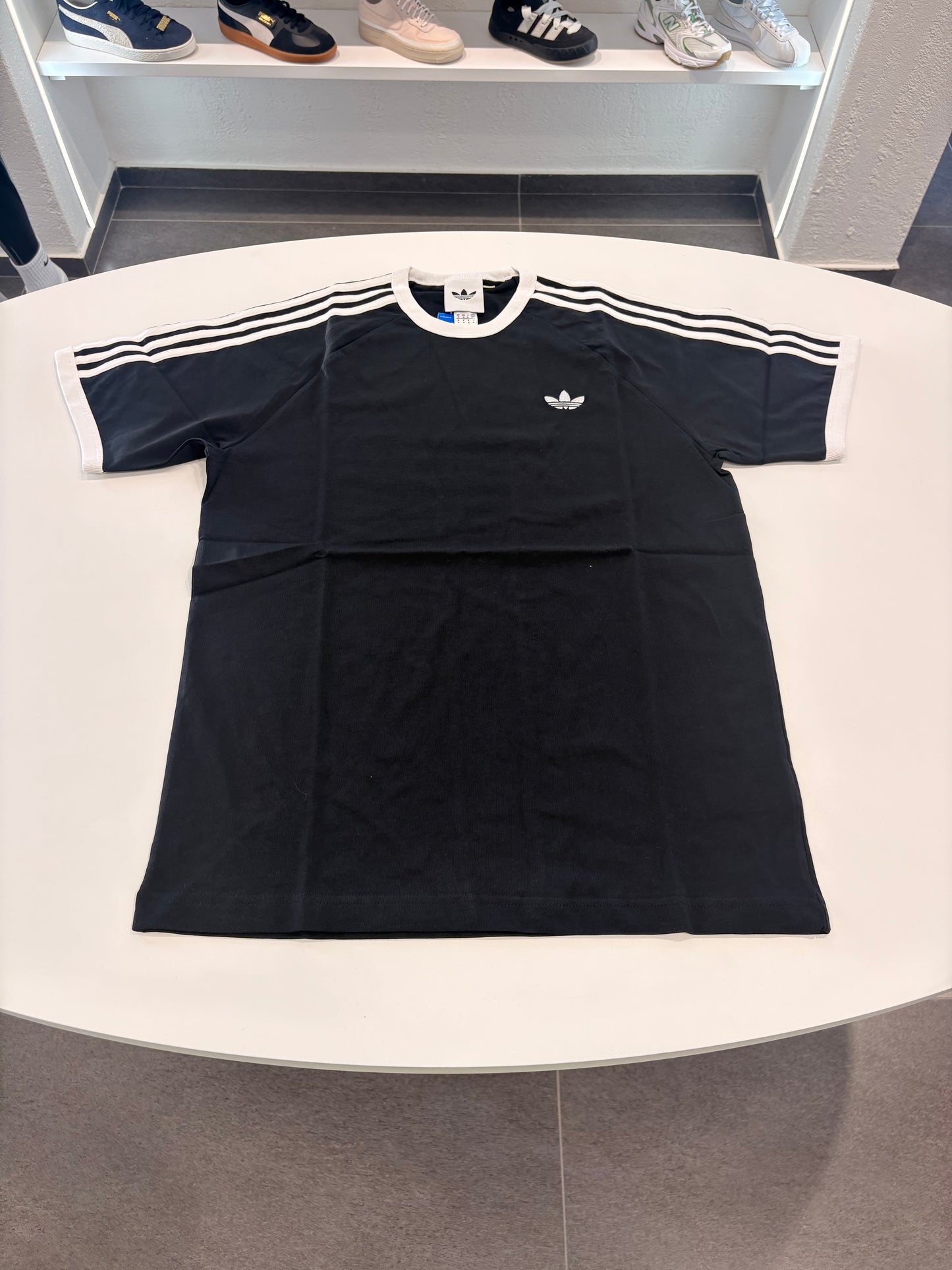 T-shirt Adidas 3 stripes black