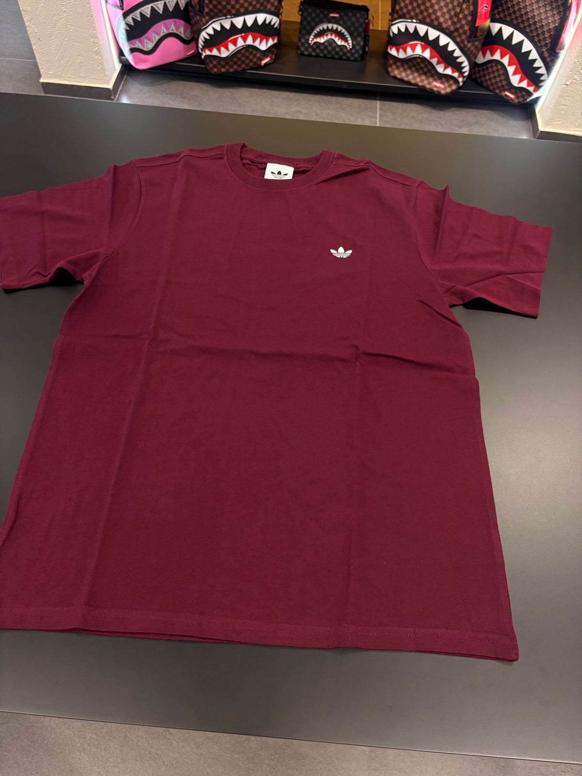 T-shirt Adidas basic bordeaux