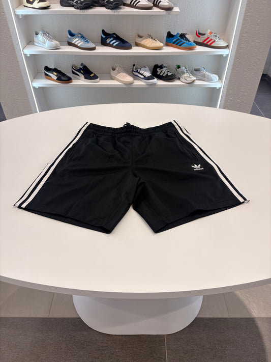 Bermuda Adidas nero