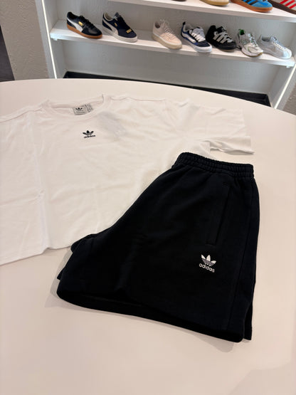 Coordinato Adidas crop essentials