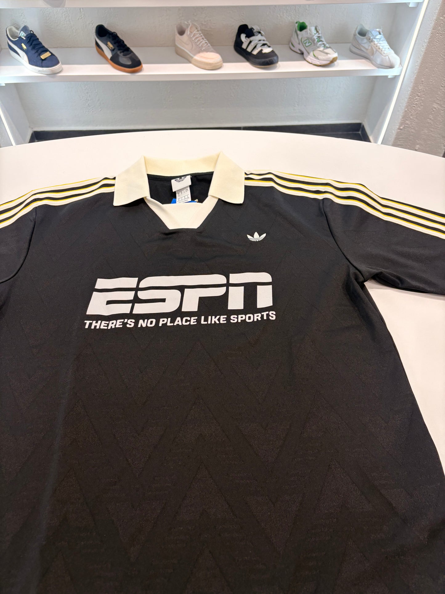 Polo oversize Adidas TOTAL black