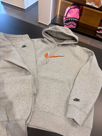 Tuta Nike grey swoosh orange