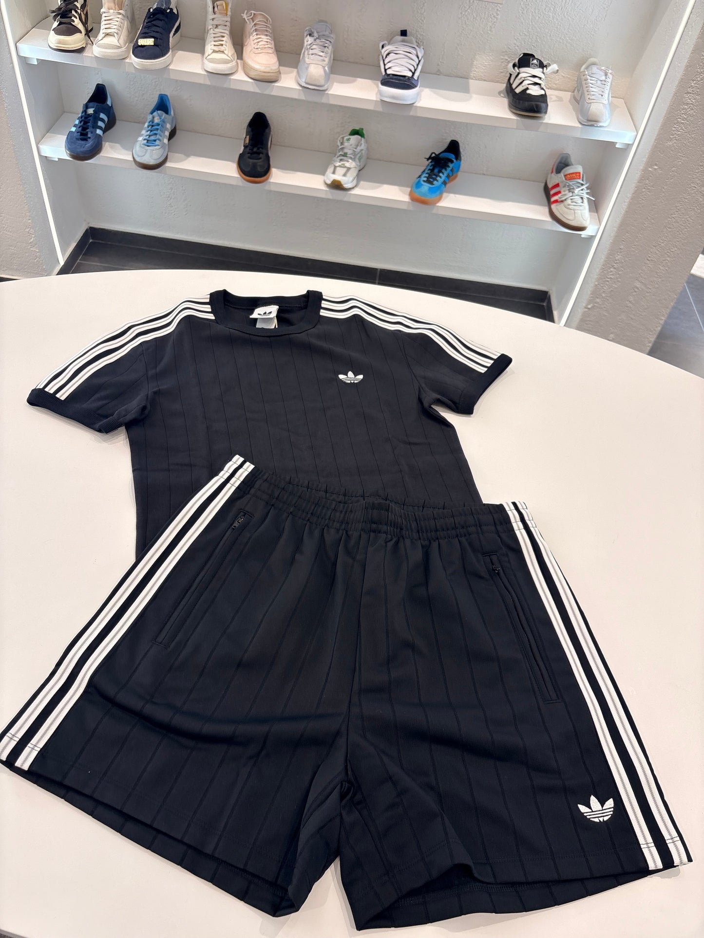 Coordinato Adidas pstripe firebird