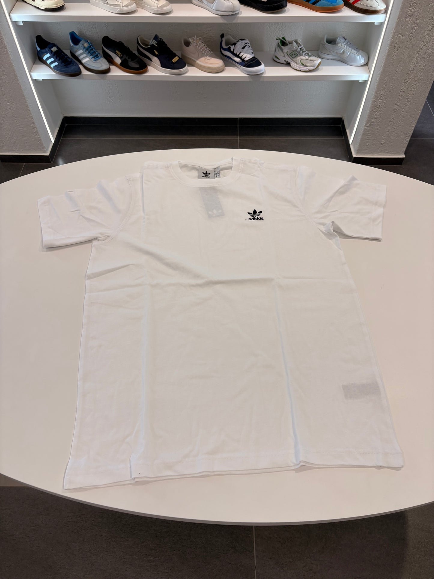 T-shirt Adidas basic white