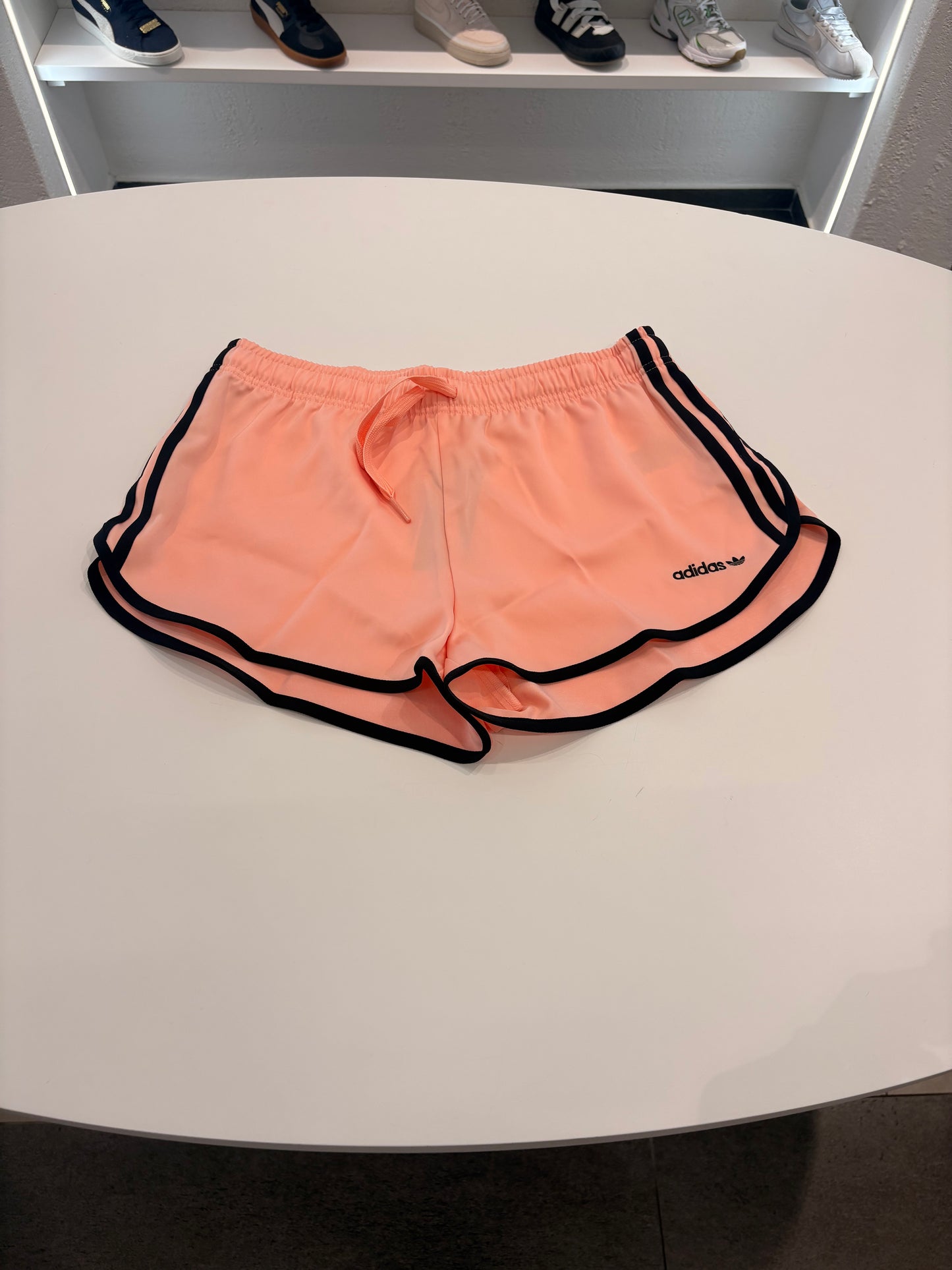 Shorts Adidas peach pink