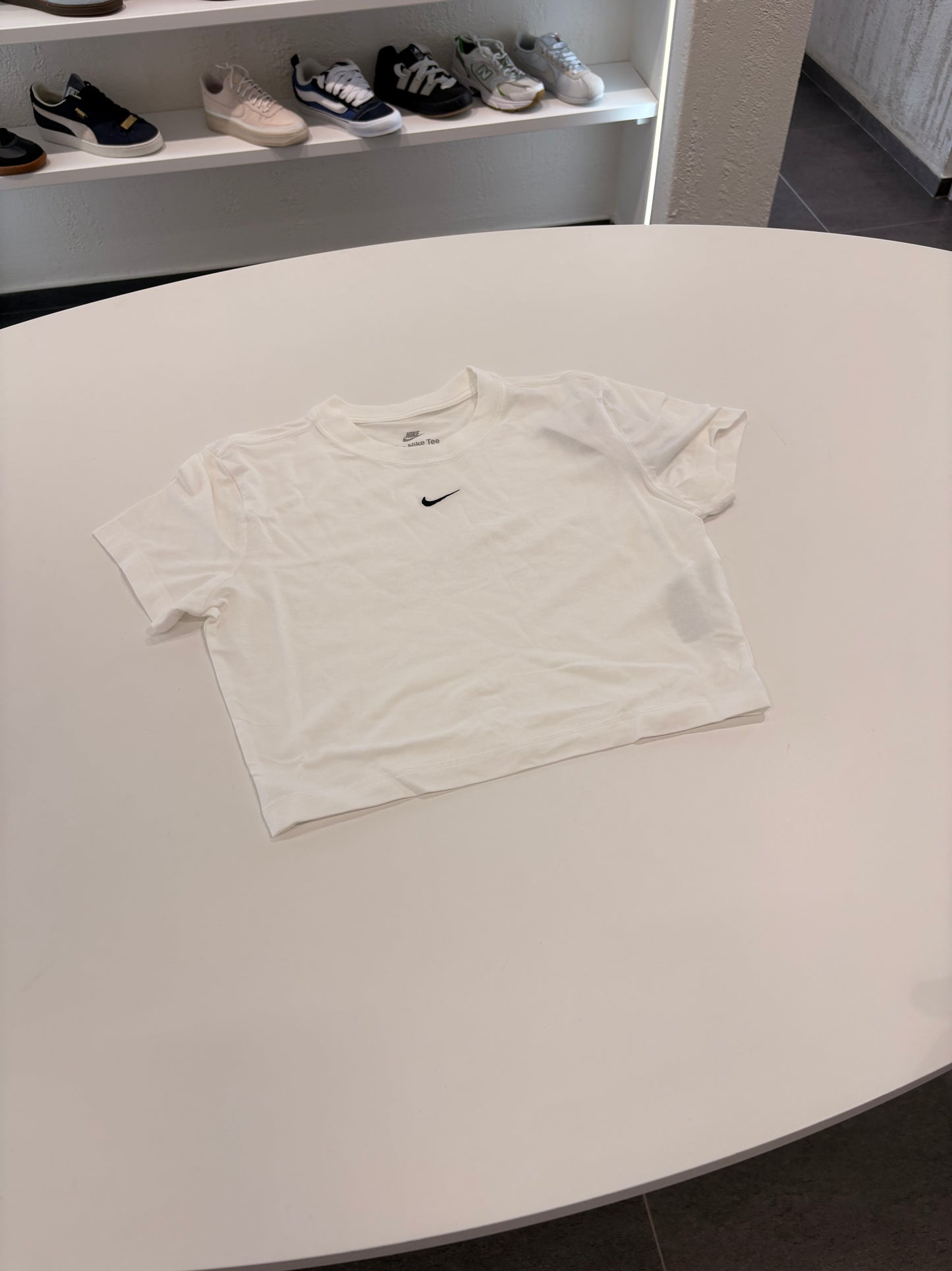 T-shirt Nike crop mezze maniche bianca
