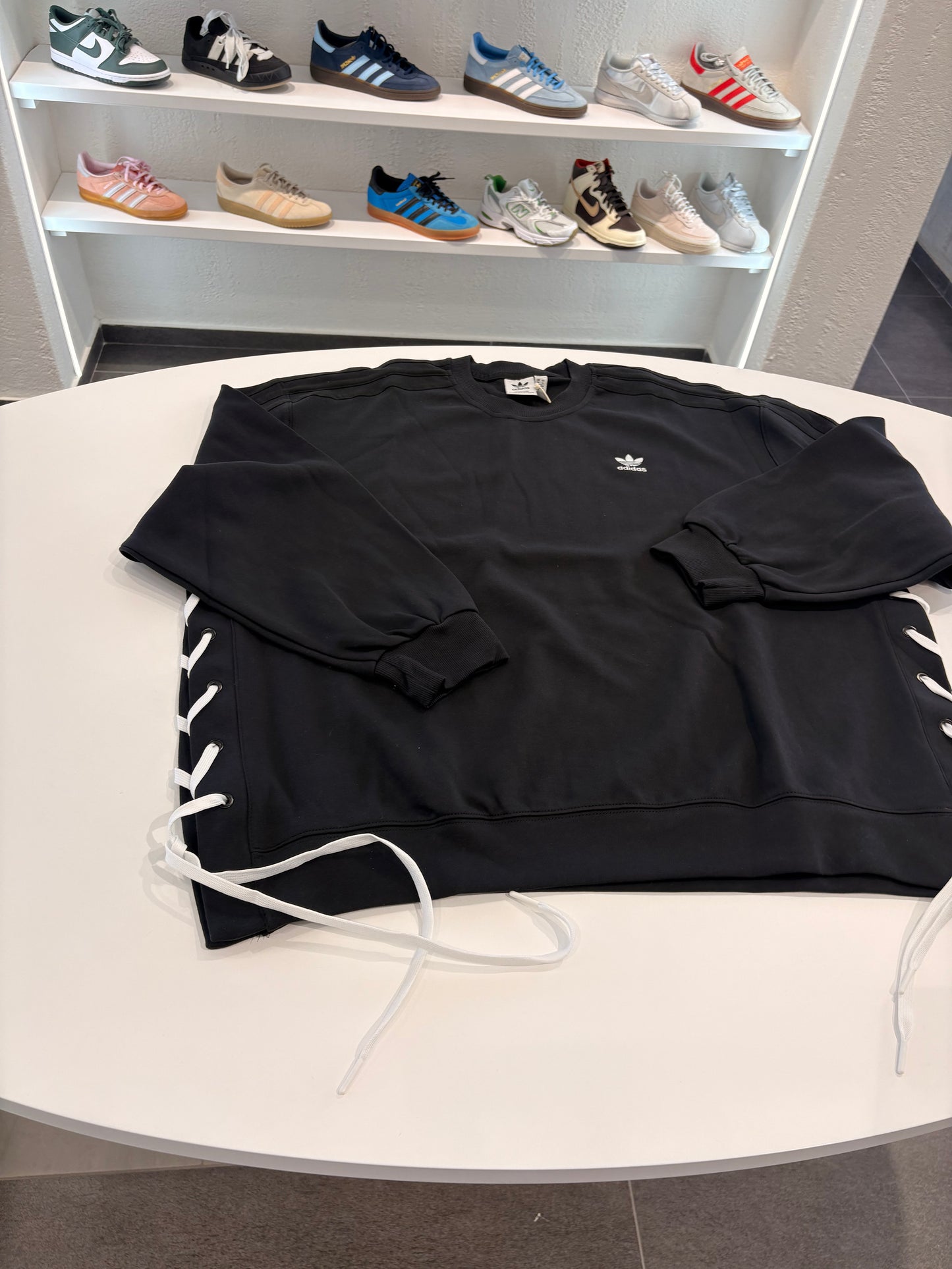 Felpa Adidas laced crew
