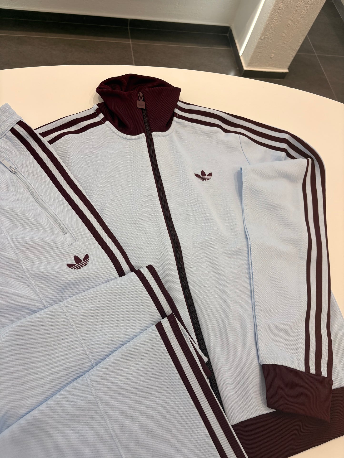 Tuta Adidas Crystal Sky