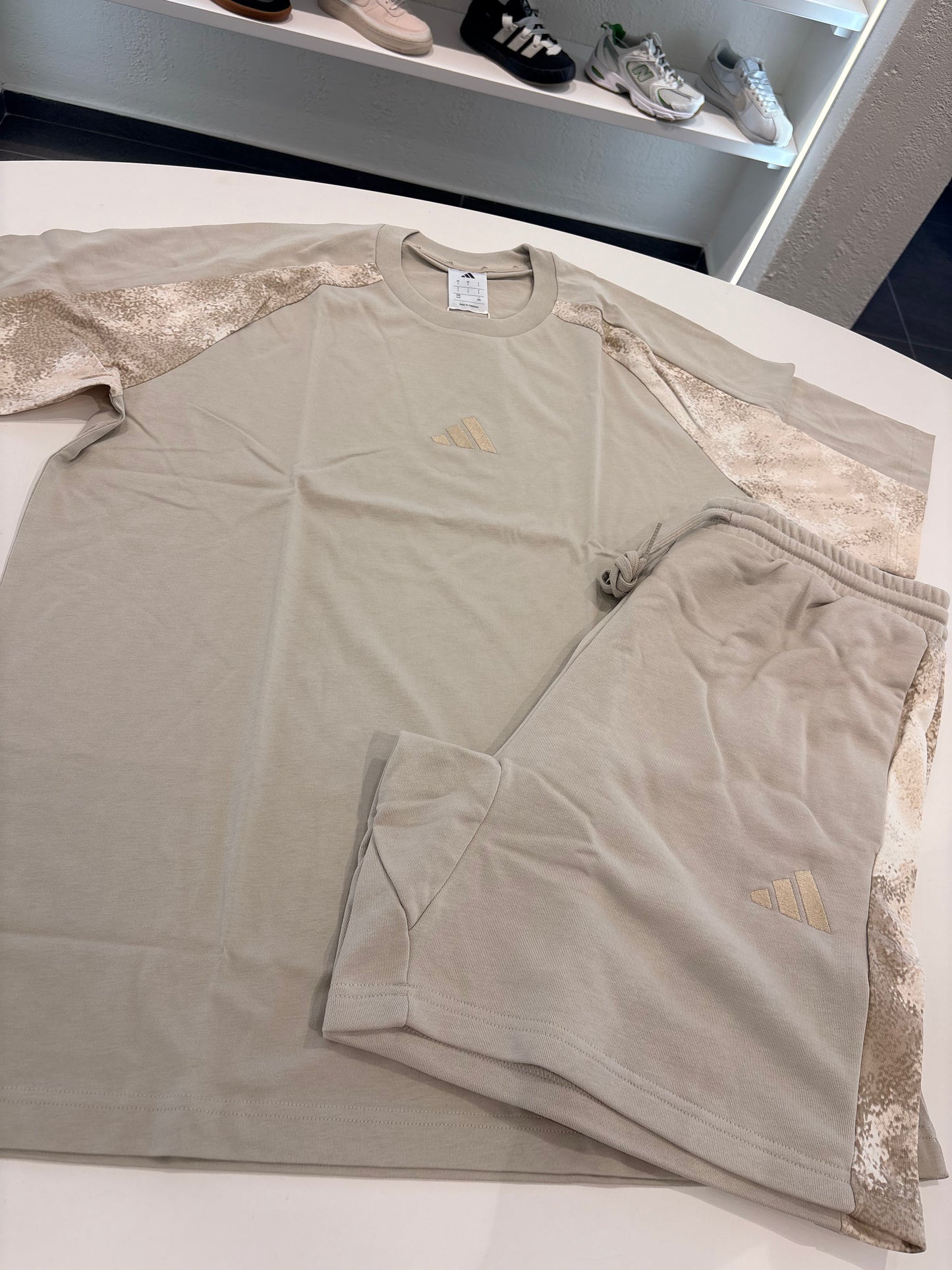 Coordinato camo print beige