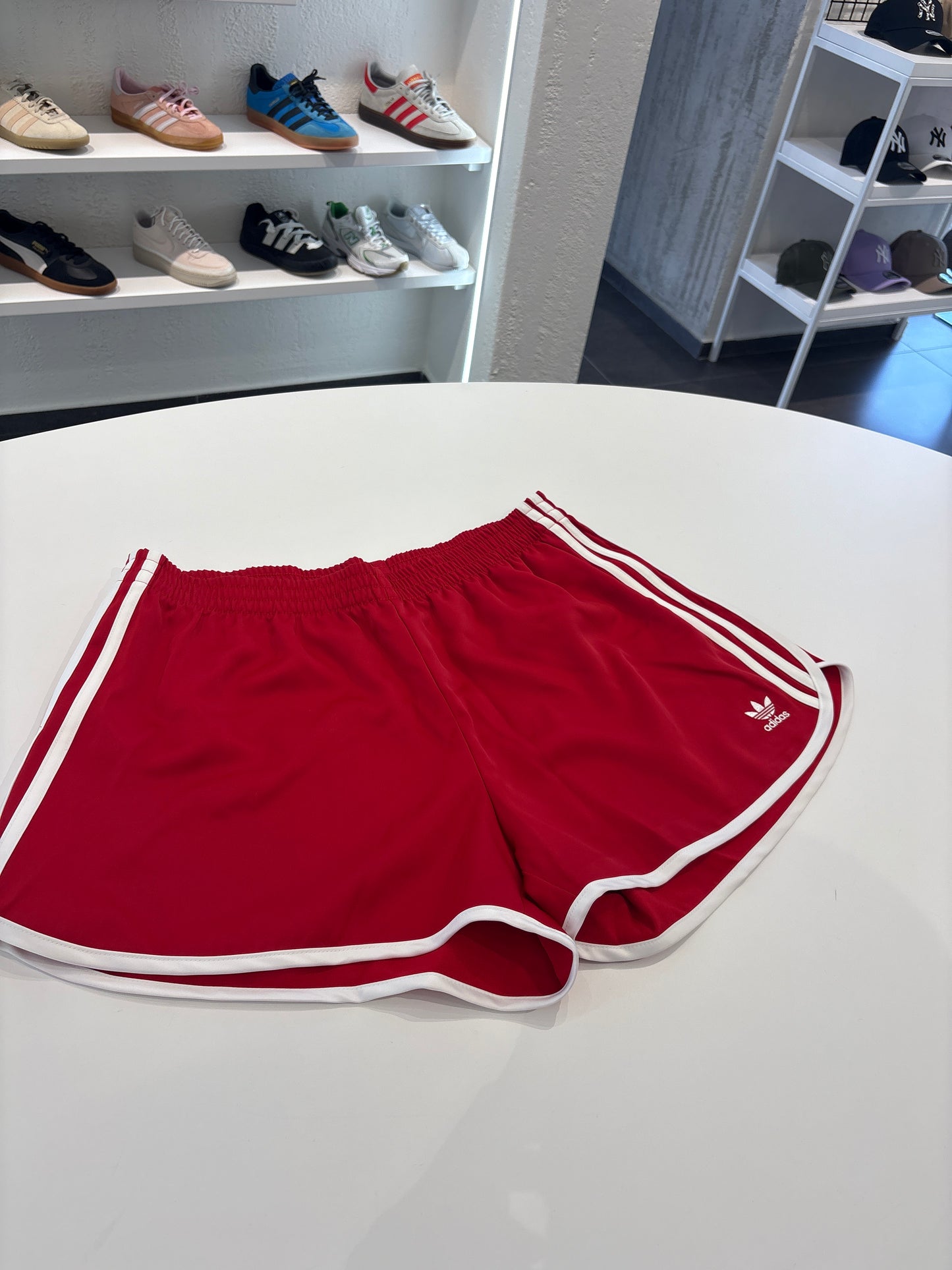 Shorts Adidas ORIGINALS Red