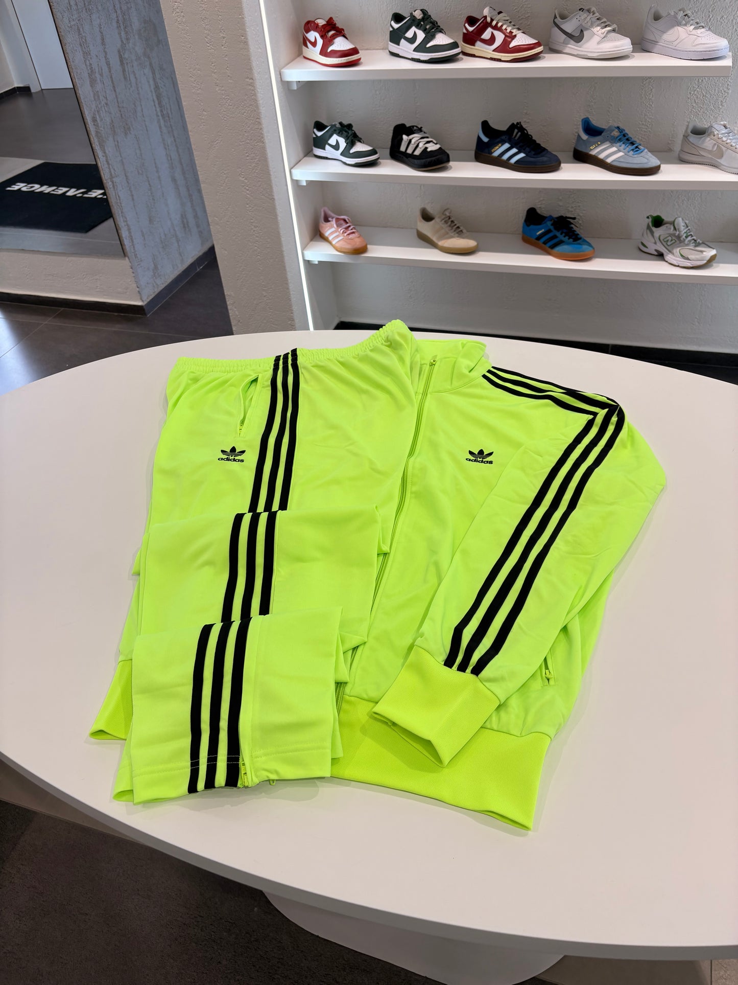 Tuta Adidas Fluo