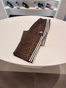 Pantalone tuta Adidas Leopard fondo zip regolabile
