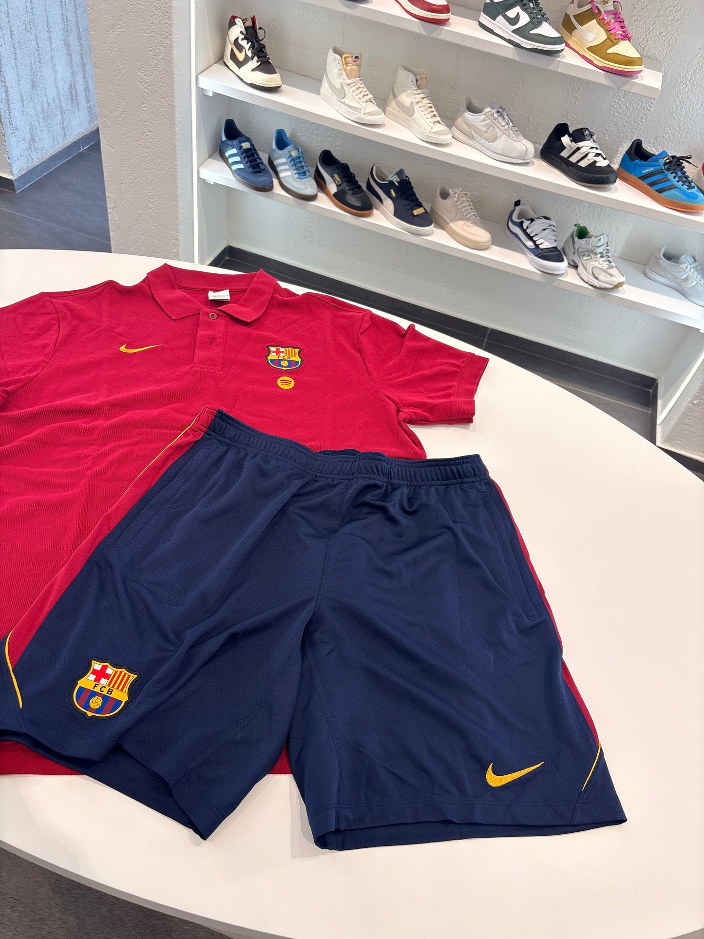 Completino Nike X Barcellona