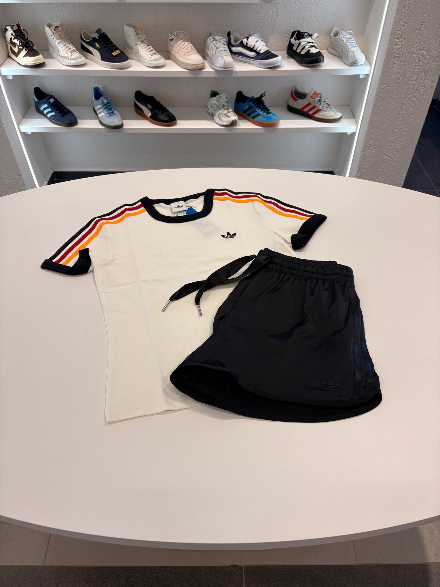 Coordinato Adidas 3lines multicolor Red/black/yellow