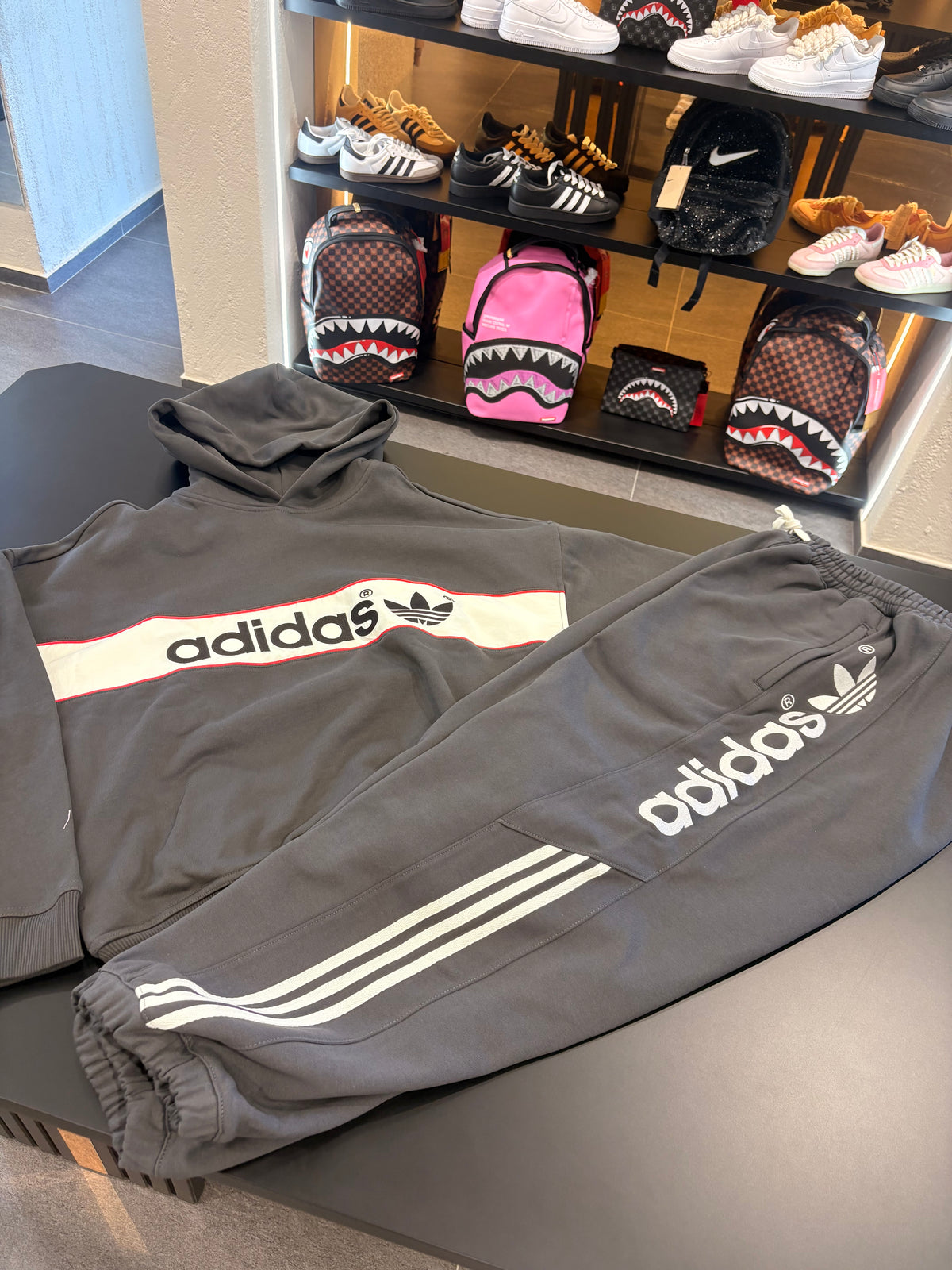 Tuta Adidas New York style cappuccio grey