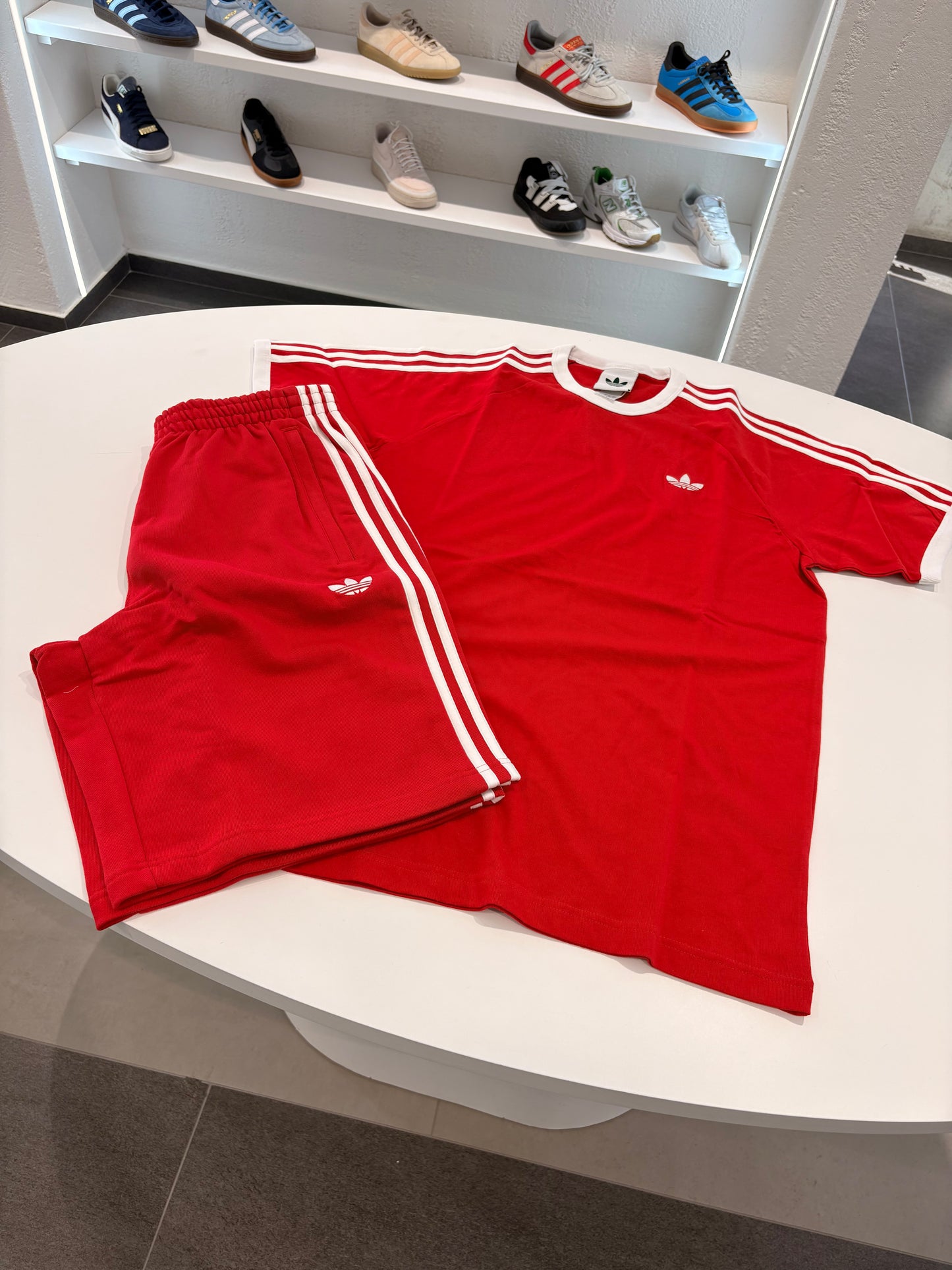 Coordinato estivo Adidas ORIGINALS rosso