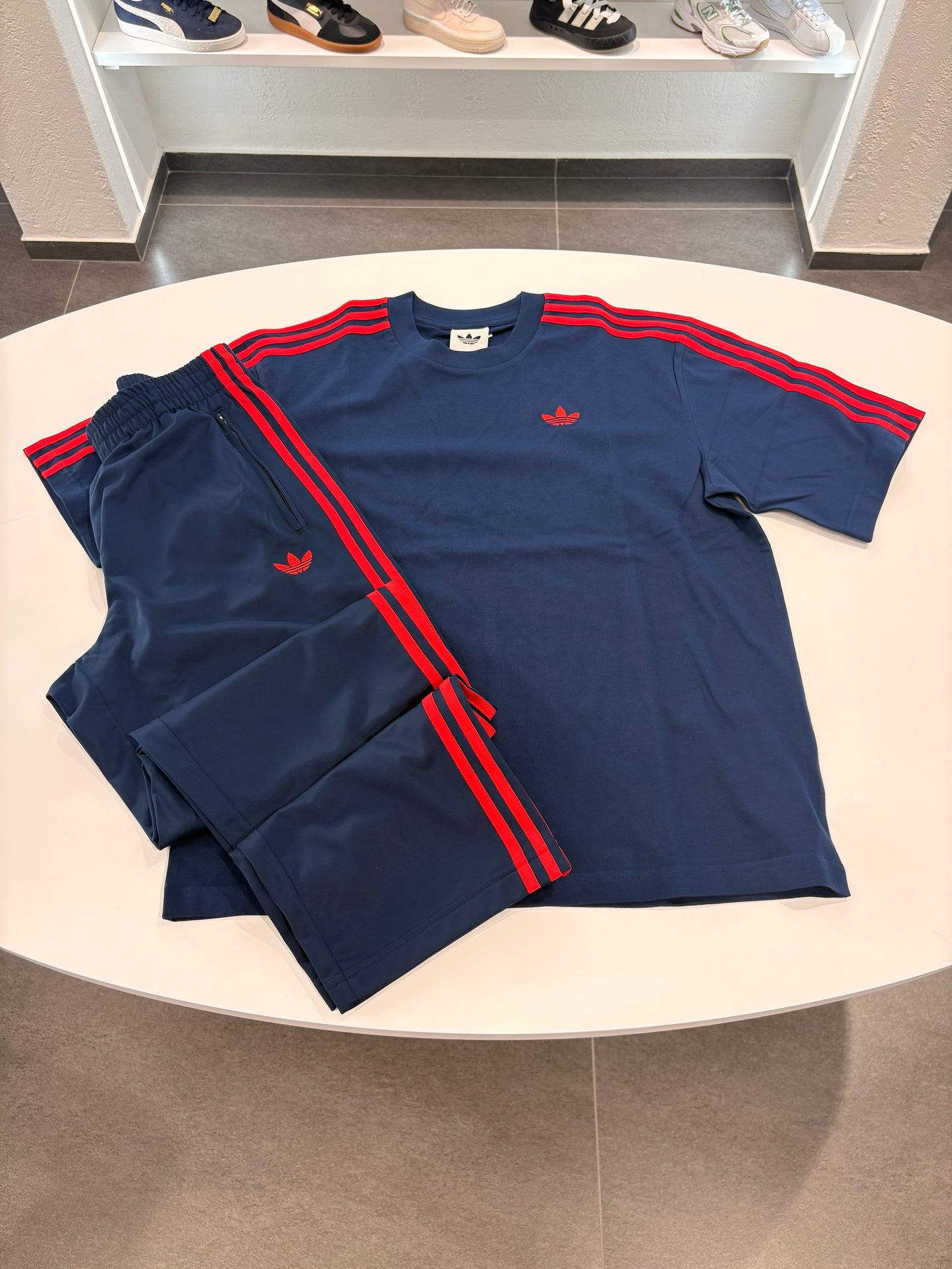 Coordinato Adidas blue/red