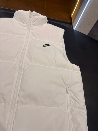 Smanicato Nike total white