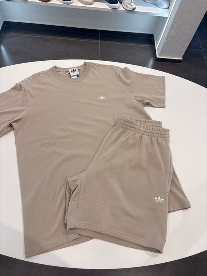 Completo Adidas basic beige