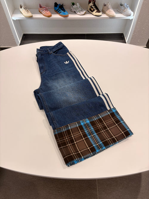 Jeans a gamba larga Adidas