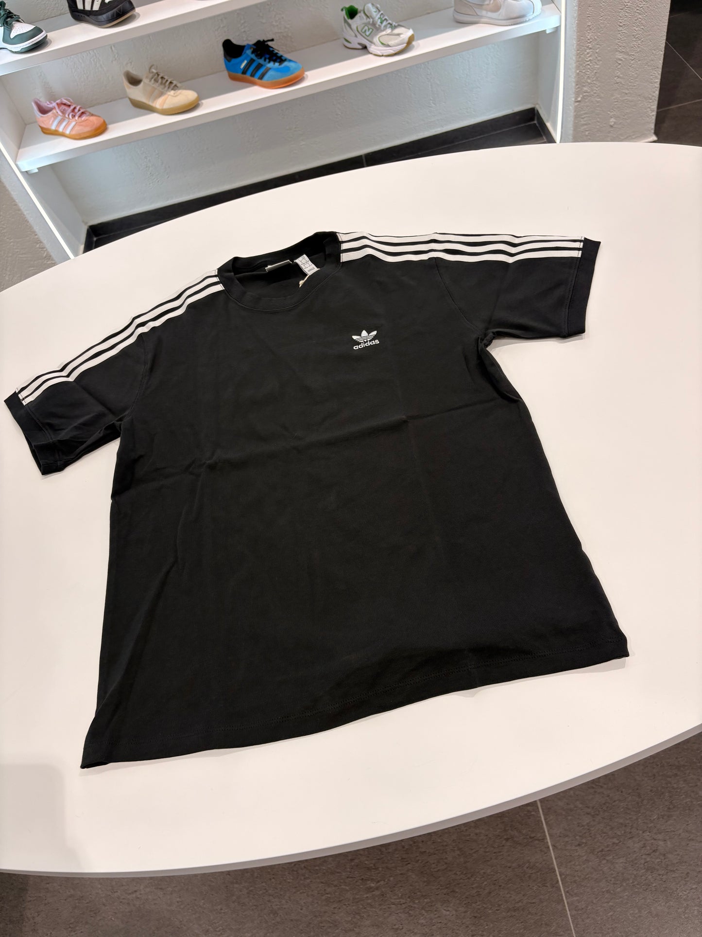 T-shirt Adidas