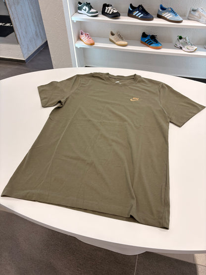 T-shirt Nike verde olive