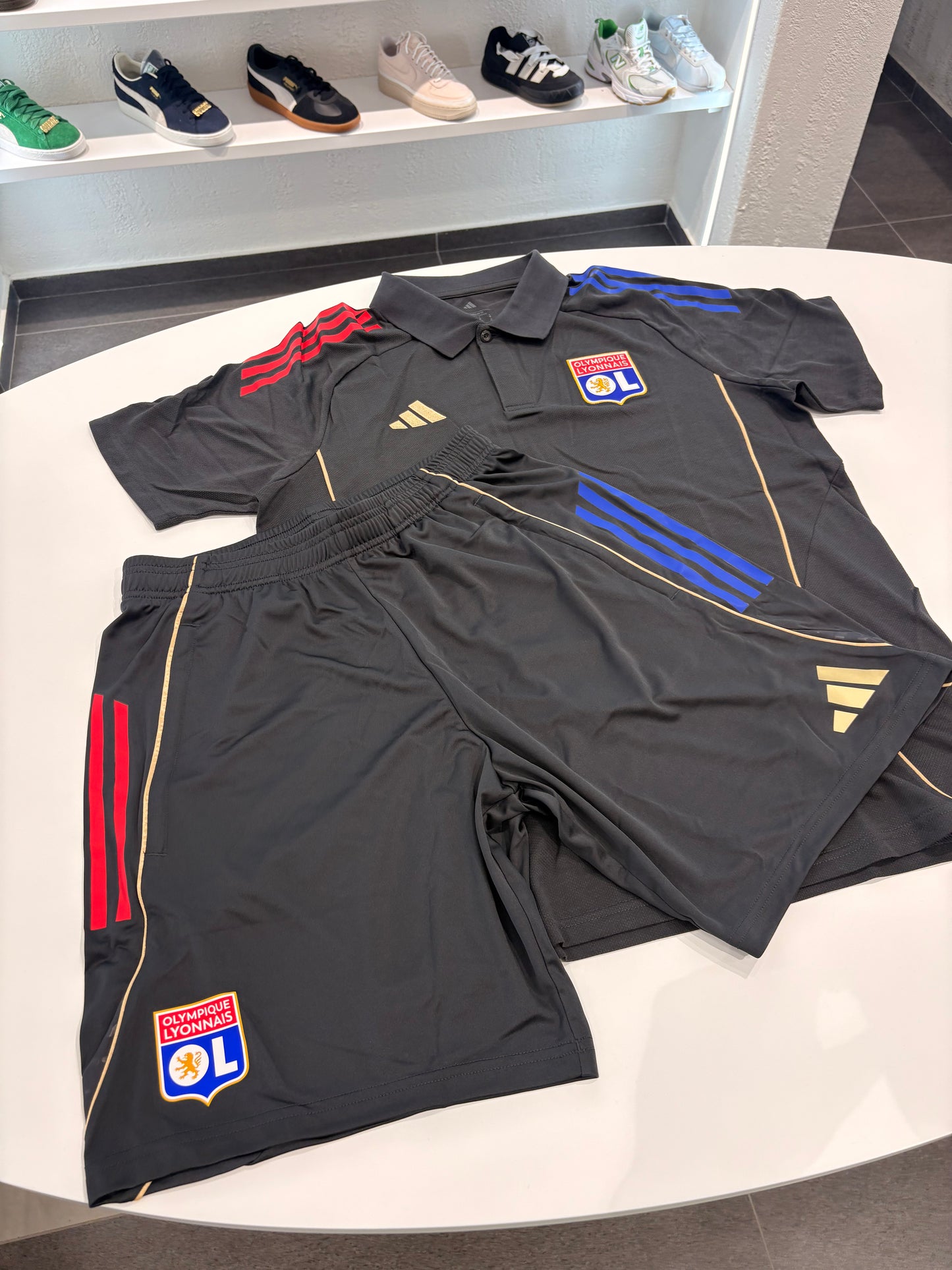 Completino Olympique Lyon polo