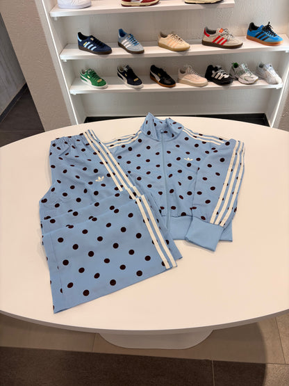 Tuta Adidas a pois bordeaux