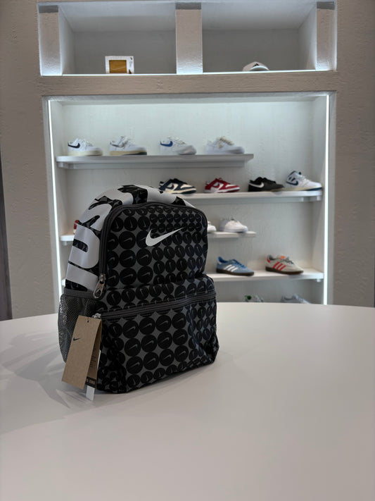 Nike Zainetto