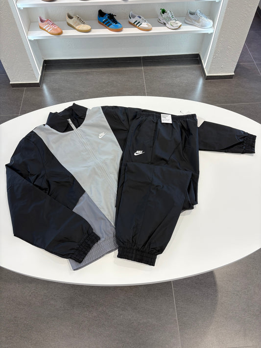 Nike Tuta Completa