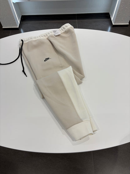 Nike Pantalone Tech