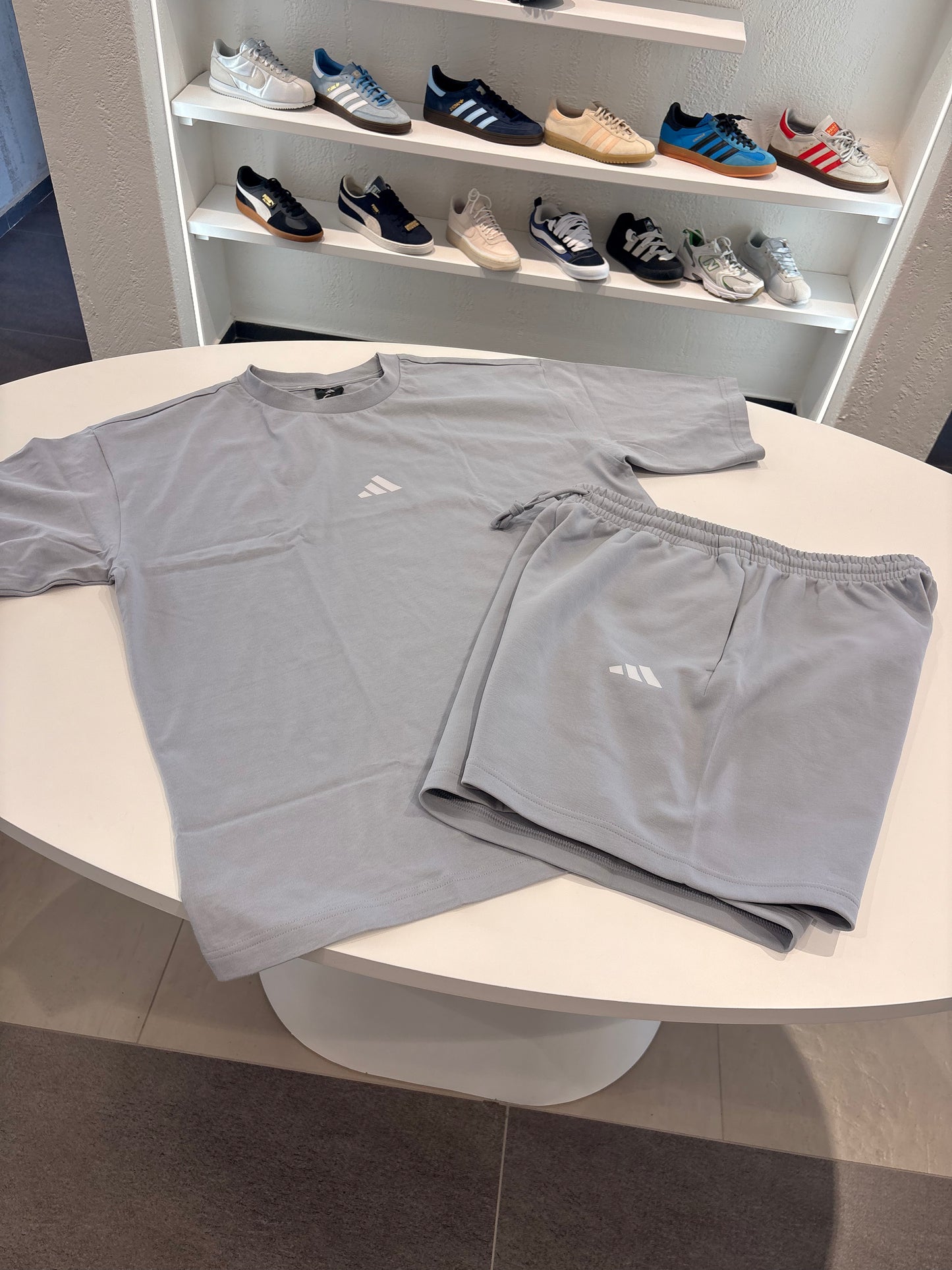 Coordinato Adidas Basic Grigio Polvere