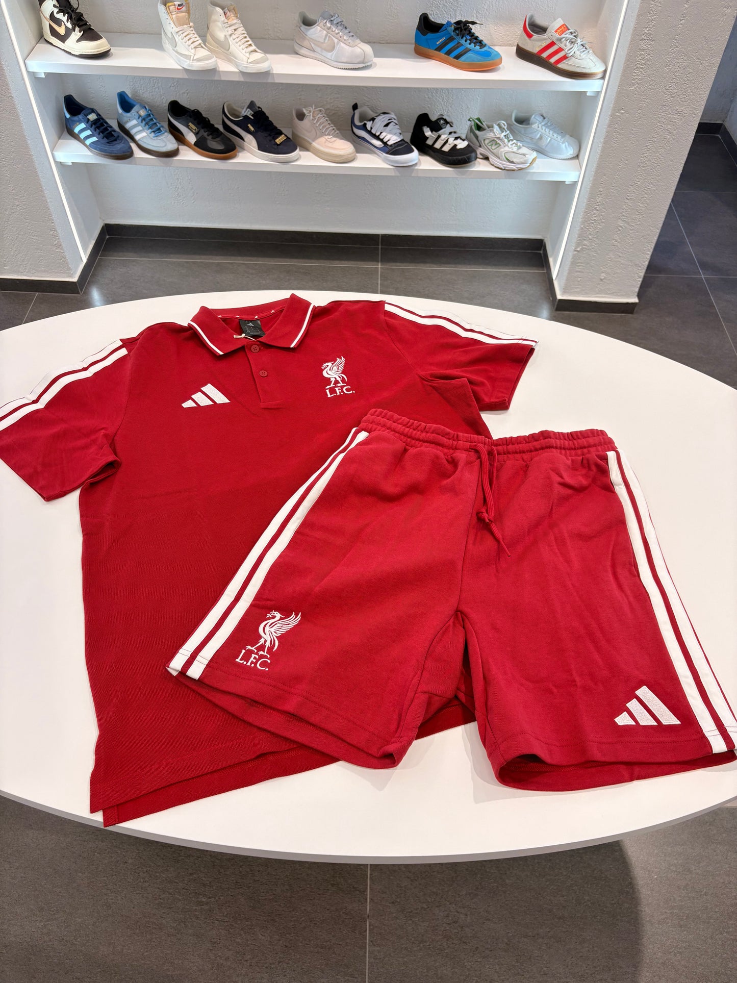 Completino LIVERPOOL